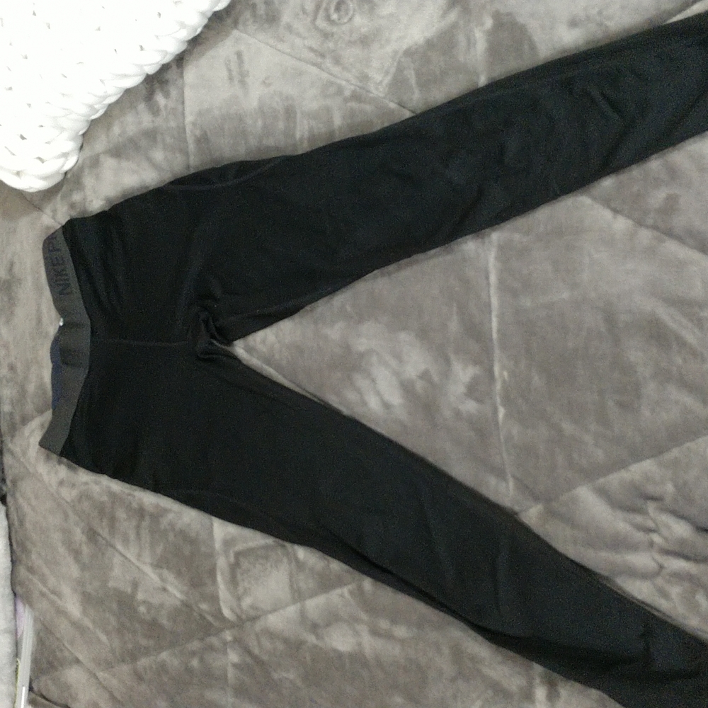 Nike Pro leggings size medium